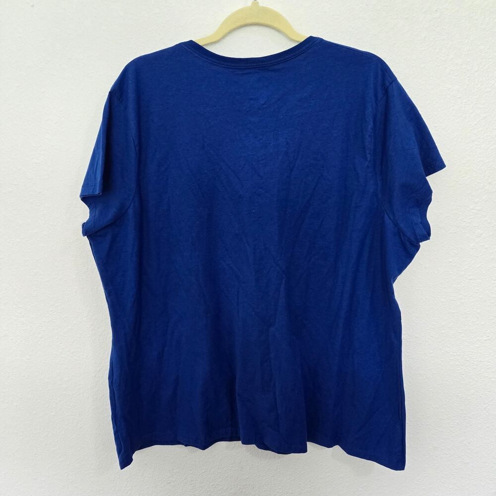 St. Louis Blues NHL Hockey Blue V-Neck Women's T-Shirt NWOT Size 3X - Picture 3 of 4